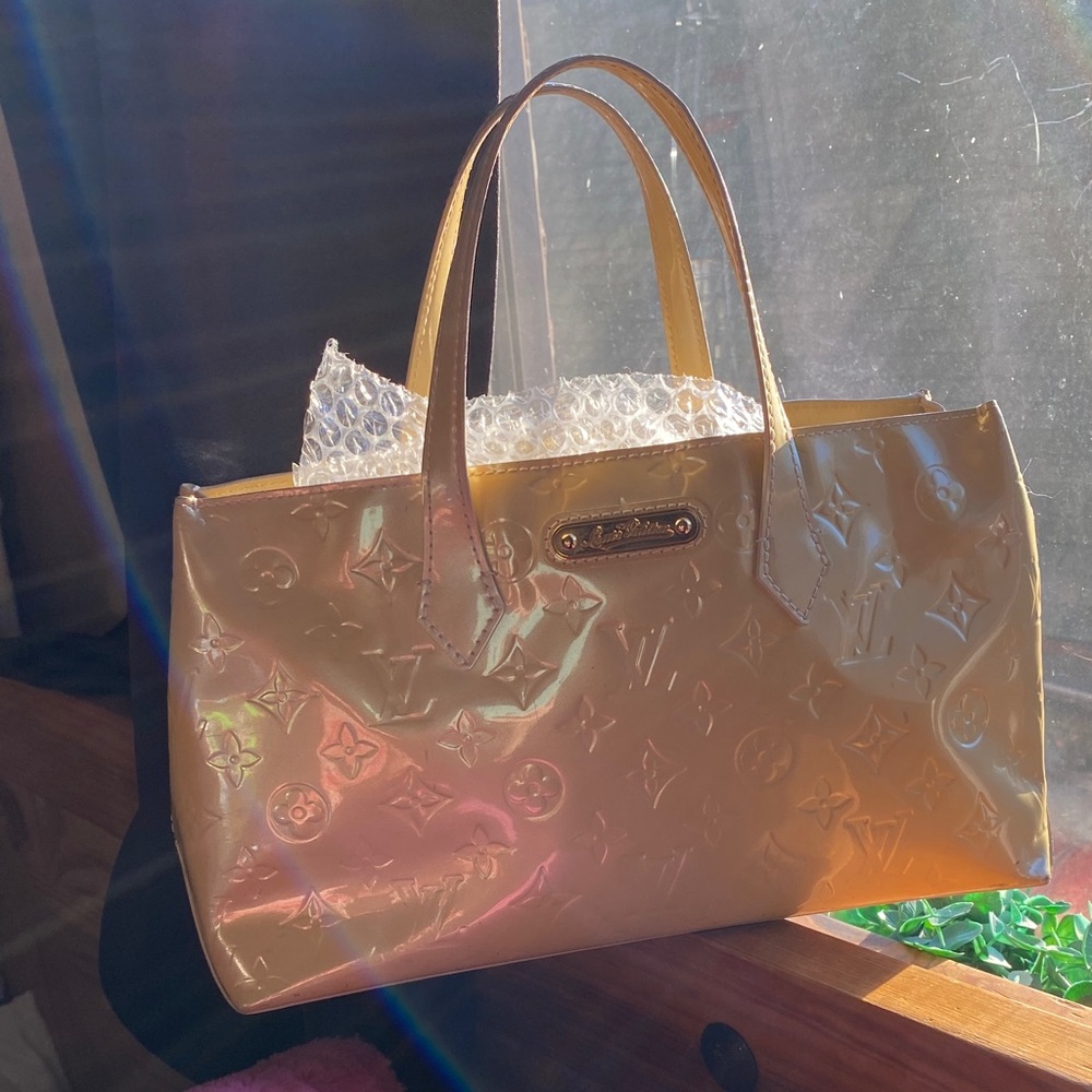 Louis Vuitton Shiny Gold Monogram Satchel - Picture 4 of 14